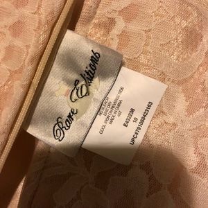 Rare Editions Dresses - Girls holiday dress Rare Editions Dresses - Girls holiday dress